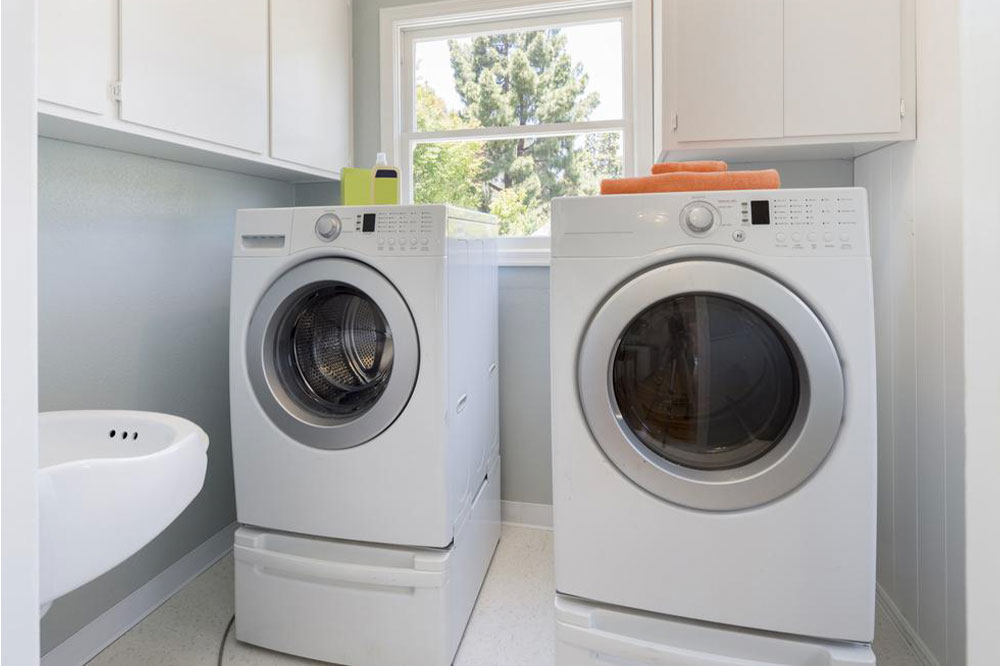 Things to know before buying a washer and dryer set