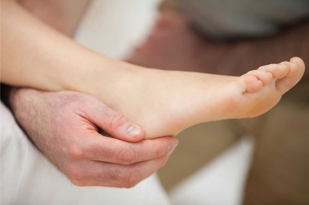 Ankle dislocation – Symptoms, causes, and management