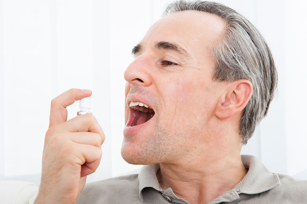 Bad breath – Symptoms, causes, and management