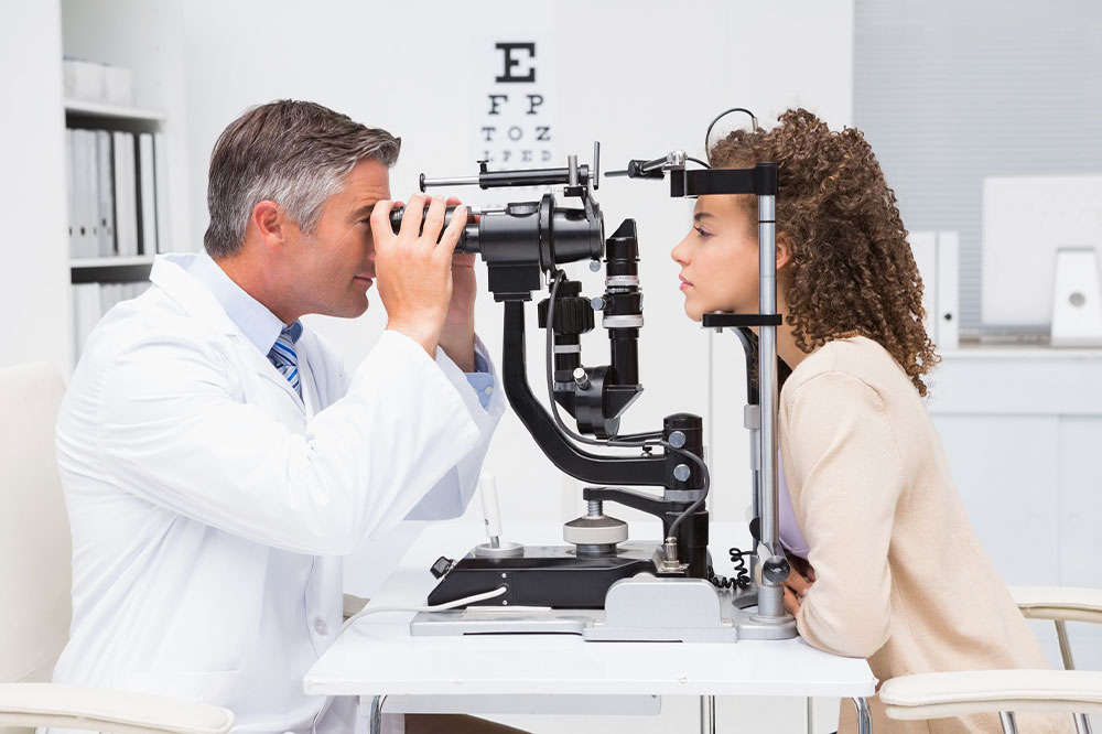 Double vision – Causes, symptoms, and management