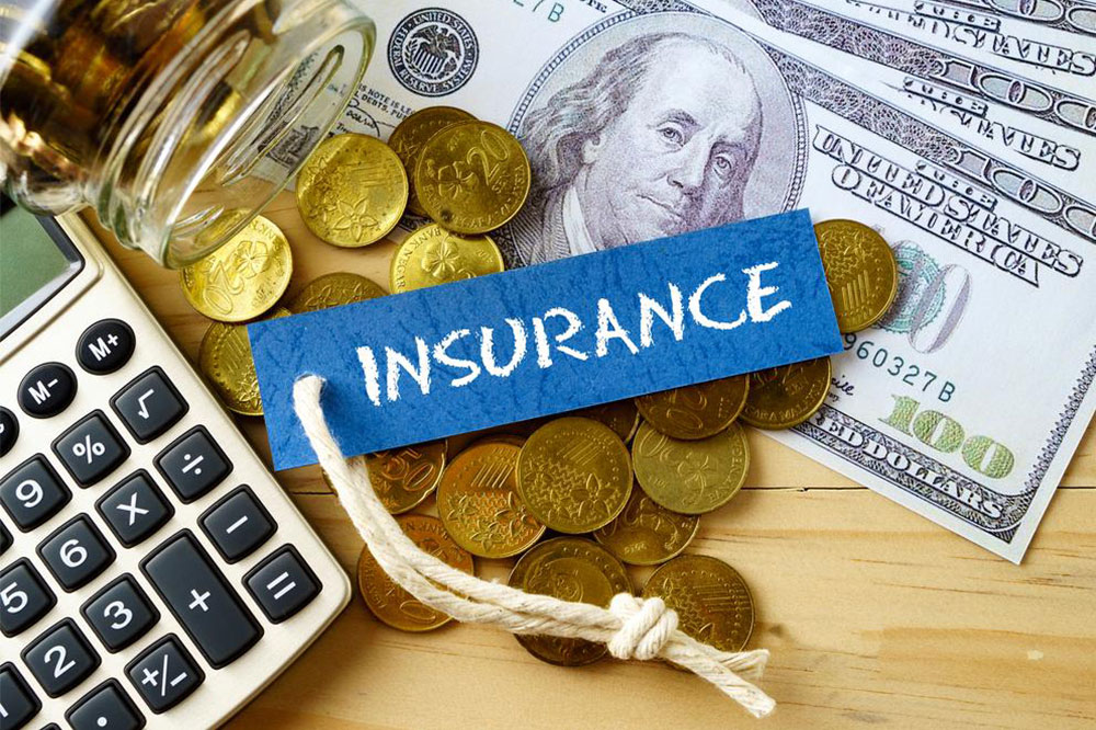 Finance and insurance – Services, jobs, and courses