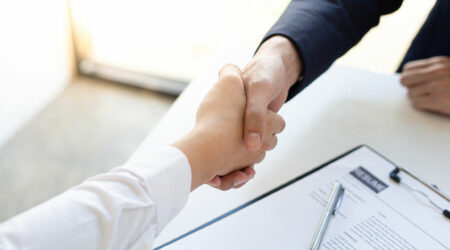 8 steps to write an impressive resume