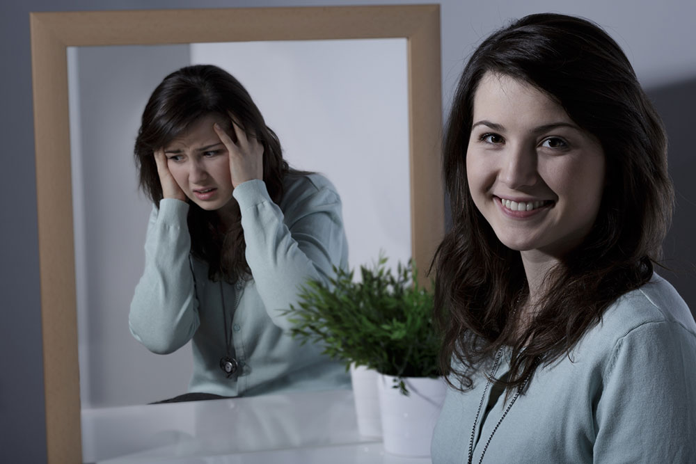 Bipolar disorder – Causes, types, signs, and management