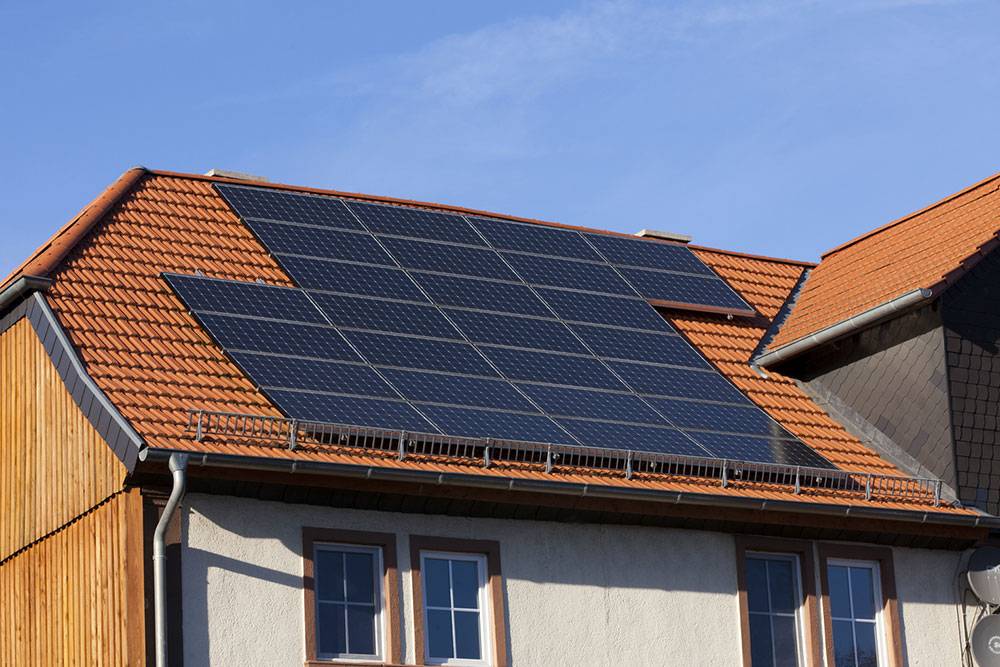 Solar power – Benefits, drawbacks, and types